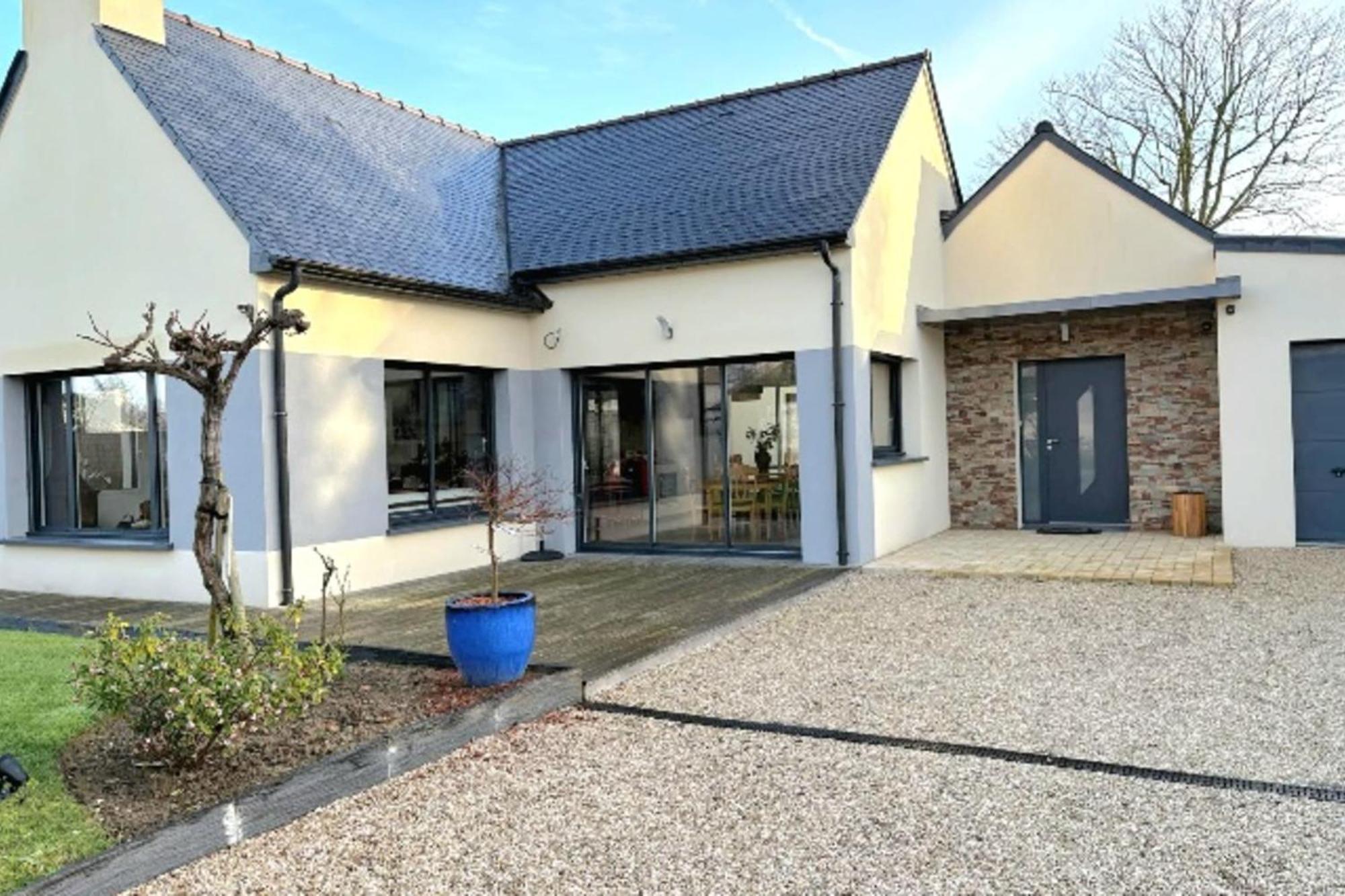 Spacious House With Garden Near The Saint-Malo